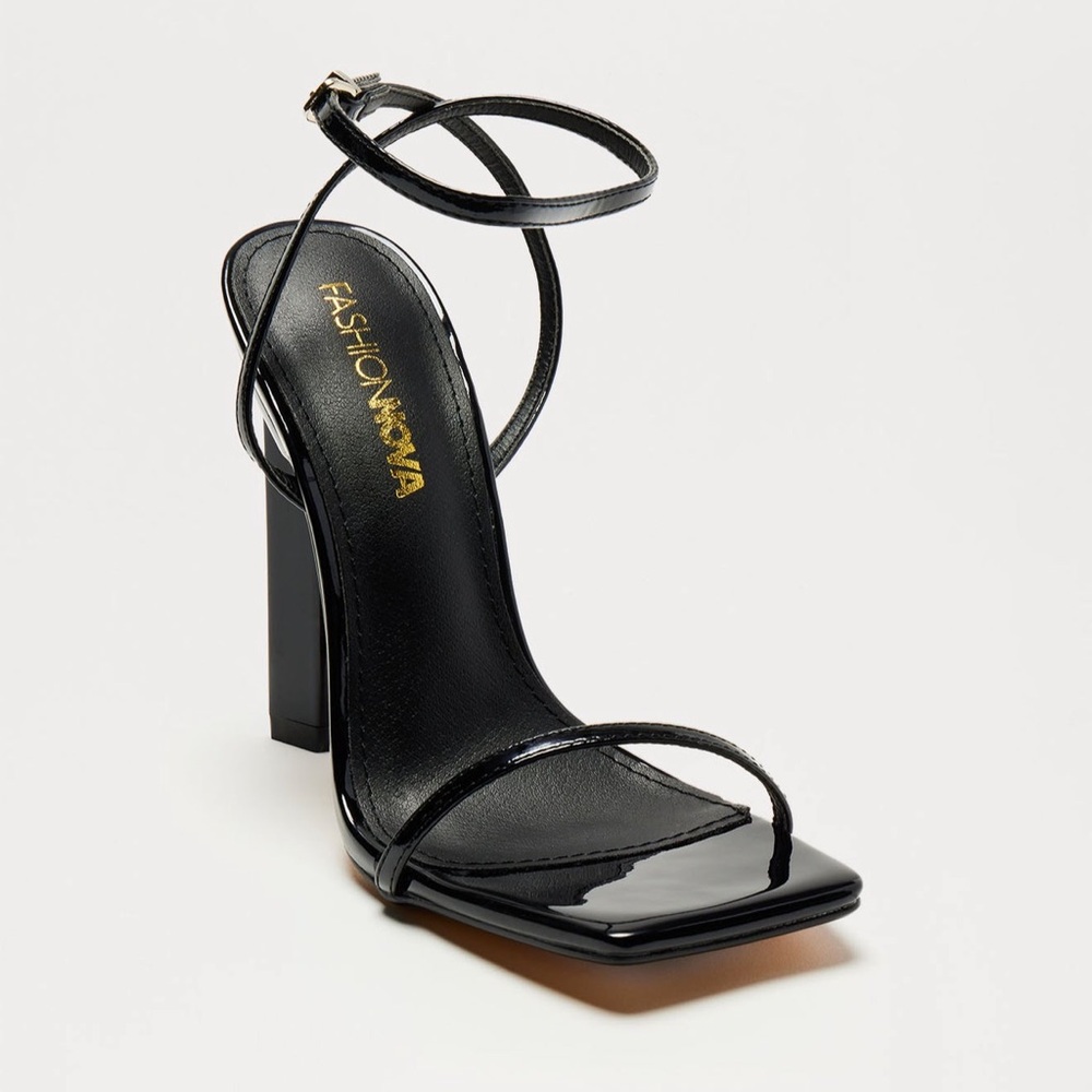 Fashion Nova Glossy Black Heels - Picture 2 of 4